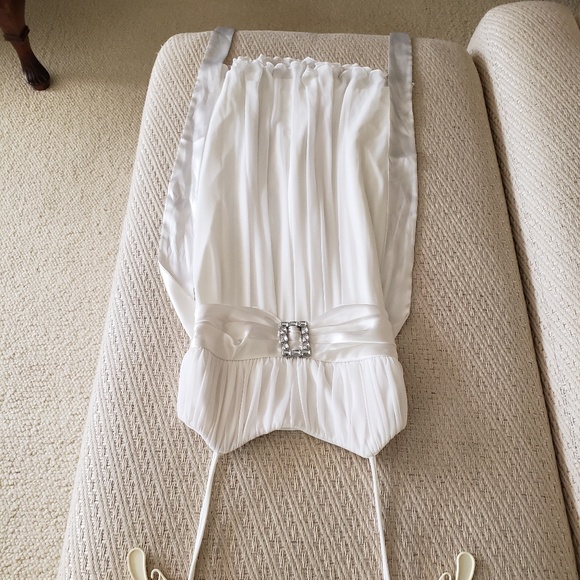 White Dress w/Rhinestone Buckle n Satin Straps - Picture 5 of 7